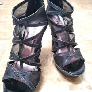Womens Unlisted black heels